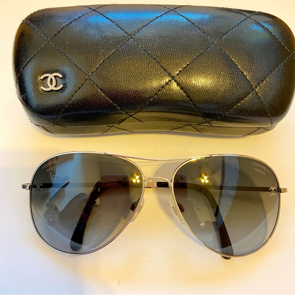 CHANEL AVIATOR SUNGLASSES - Picture 4 of 12